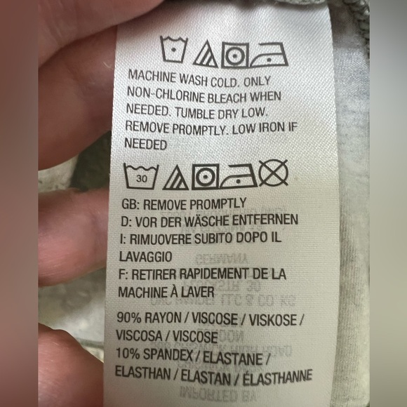 LOGO by Lori Goldstein Abstract Gray and White Tee - Picture 6 of 10